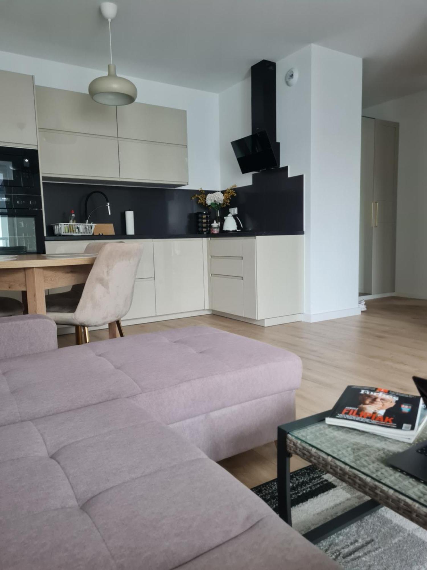 Airport Apartment Warschau Buitenkant foto